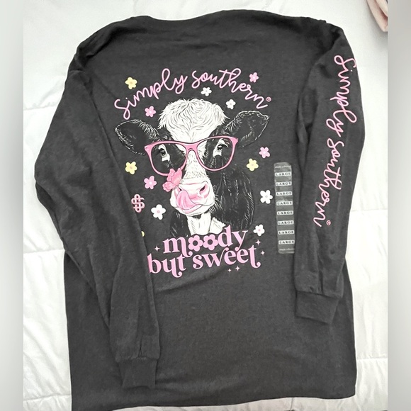 Simply Southern Tops - Simply Southern “Moody But Sweet” size Large. NWT